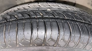 Used 2016 Renault Kwid [2015-2019] RXT Petrol Manual tyres RIGHT FRONT TYRE TREAD VIEW