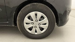 Used 2012 Hyundai i10 [2010-2016] Sportz 1.2 Petrol Petrol Manual tyres RIGHT FRONT TYRE RIM VIEW