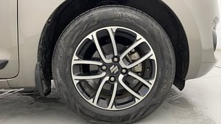 Used 2022 Maruti Suzuki Swift ZXI Plus Petrol Manual tyres RIGHT FRONT TYRE RIM VIEW
