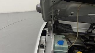 Used 2018 Renault Kwid [2015-2019] 1.0 RXT AMT Opt Petrol Automatic engine ENGINE RIGHT SIDE HINGE & APRON VIEW