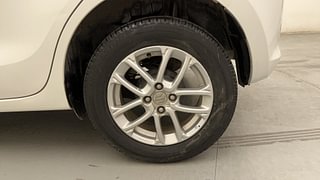 Used 2018 Maruti Suzuki Swift [2017-2021] ZXi AMT Petrol Automatic tyres LEFT REAR TYRE RIM VIEW