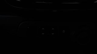 Used 2016 Renault Kwid [2015-2019] RXT Petrol Manual top_features Power windows