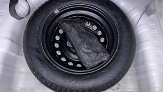 Used 2020 Renault Kwid 1.0L RXT(O) AMT Petrol Automatic tyres SPARE TYRE VIEW