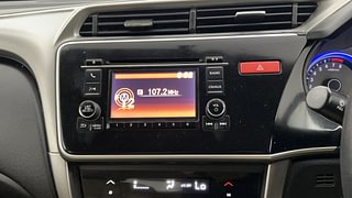 Used 2015 Honda City [2014-2017] V Petrol Manual top_features Integrated (in-dash) music system