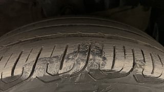 Used 2014 Honda City V Petrol Manual tyres RIGHT FRONT TYRE TREAD VIEW