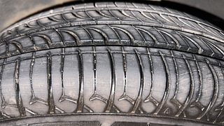 Used 2016 Renault Kwid [2015-2019] RXT Petrol Manual tyres LEFT REAR TYRE TREAD VIEW