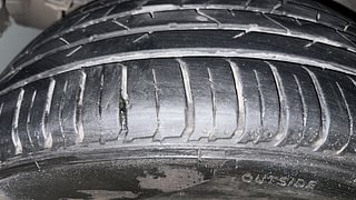 Used 2022 Hyundai Venue [2019-2022] SX Plus 1.0 Turbo DCT Petrol Automatic tyres RIGHT REAR TYRE TREAD VIEW