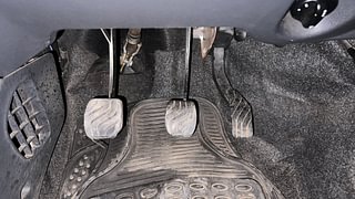 Used 2016 Renault Kwid [2015-2019] RXT Petrol Manual interior PEDALS VIEW