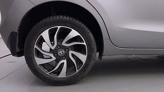 Used 2019 Toyota Glanza [2019-2022] G CVT Petrol Automatic tyres RIGHT REAR TYRE RIM VIEW