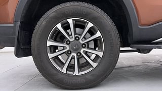 Used 2023 mahindra Scorpio N Z8 L Petrol 7 STR Petrol Manual tyres RIGHT REAR TYRE RIM VIEW