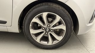Used 2016 Hyundai Xcent [2014-2017] SX AT (O) Petrol Petrol Automatic tyres RIGHT FRONT TYRE RIM VIEW