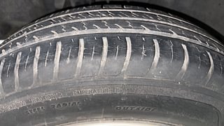 Used 2018 Maruti Suzuki Swift [2017-2021] VXI AMT Petrol Automatic tyres RIGHT REAR TYRE TREAD VIEW