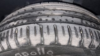 Used 2019 Toyota Glanza [2019-2022] G CVT Petrol Automatic tyres LEFT REAR TYRE TREAD VIEW