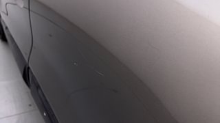 Used 2016 Renault Kwid [2015-2019] RXT Petrol Manual dents MINOR SCRATCH