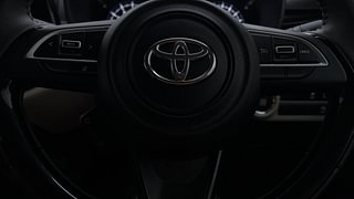Used 2023 Toyota Glanza V AMT Petrol Automatic top_features Airbags