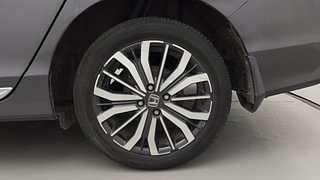 Used 2018 Honda City [2017-2020] ZX CVT Petrol Automatic tyres LEFT REAR TYRE RIM VIEW