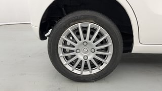 Used 2016 Maruti Suzuki Wagon R 1.0 [2010-2019] VXi Petrol Manual tyres RIGHT REAR TYRE RIM VIEW