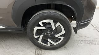 Used 2022 Nissan Magnite XV Executive Petrol Manual tyres LEFT REAR TYRE RIM VIEW