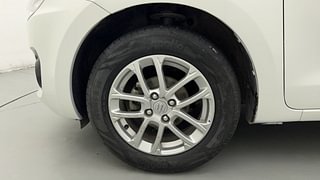 Used 2020 Maruti Suzuki Swift [2017-2021] ZXi AMT Petrol Automatic tyres LEFT FRONT TYRE RIM VIEW