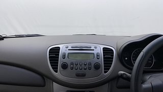 Used 2014 hyundai i10 Sportz 1.1 Petrol Petrol Manual top_features Integrated (in-dash) music system