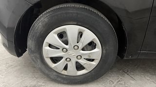 Used 2012 Hyundai i10 [2010-2016] Sportz 1.2 Petrol Petrol Manual tyres LEFT FRONT TYRE RIM VIEW