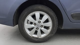 Used 2015 Hyundai Xcent [2014-2017] SX Petrol Petrol Manual tyres RIGHT REAR TYRE RIM VIEW