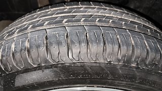 Used 2023 maruti-suzuki New Ertiga ZXI Plus Petrol Manual tyres RIGHT REAR TYRE TREAD VIEW