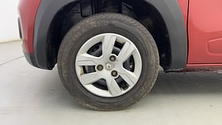 Used 2019 Renault Kwid [2017-2019] RXT 1.0 SCE Special (O) Petrol Manual tyres LEFT FRONT TYRE RIM VIEW