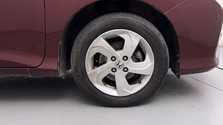Used 2015 Honda City [2014-2017] VX CVT Petrol Automatic tyres RIGHT FRONT TYRE RIM VIEW