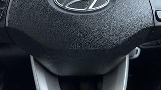 Used 2020 Hyundai Venue [2019-2022] SX 1.0  Turbo Petrol Manual top_features Airbags