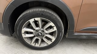 Used 2017 Hyundai i20 Active [2015-2020] 1.4 SX Diesel Manual tyres LEFT FRONT TYRE RIM VIEW