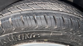 Used 2019 Hyundai New Santro 1.1 Sportz MT Petrol Manual tyres RIGHT FRONT TYRE TREAD VIEW