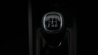 Used 2016 Hyundai i20 Active [2015-2020] 1.2 SX Petrol Manual interior GEAR  KNOB VIEW