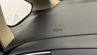 Used 2017 honda Jazz V CVT Petrol Automatic top_features Airbags