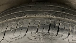 Used 2016 Toyota Etios [2010-2017] VX Petrol Manual tyres RIGHT REAR TYRE TREAD VIEW