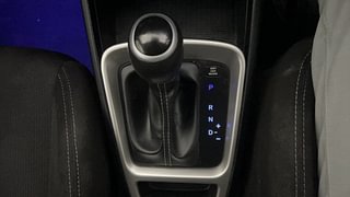 Used 2019 Hyundai Venue [2019-2020] SX(O) 1.4 CRDI Diesel Manual interior GEAR  KNOB VIEW