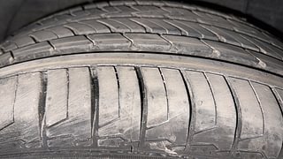 Used 2017 Hyundai Elite i20 [2014-2018] Asta 1.2 Dual Tone Petrol Manual tyres RIGHT REAR TYRE TREAD VIEW