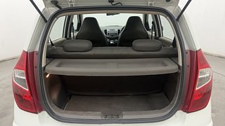 Used 2013 Hyundai i10 Sportz 1.2 AT Kappa2 Petrol Automatic interior DICKY INSIDE VIEW