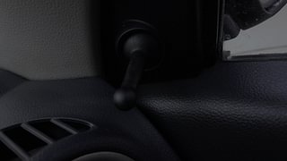 Used 2016 Maruti Suzuki Alto K10 [2014-2019] VXI AMT Petrol Automatic top_features Adjustable ORVM