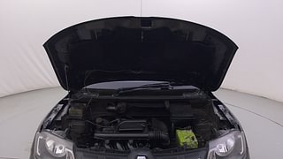 Used 2017 Renault Kwid [2015-2019] 1.0 RXT AMT Petrol Automatic engine ENGINE & BONNET OPEN FRONT VIEW