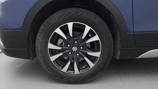 Used 2022 Maruti Suzuki S-Cross Alpha AT Petrol Automatic tyres LEFT FRONT TYRE RIM VIEW
