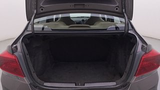 Used 2015 Honda Amaze [2013-2016] 1.2 VX AT i-VTEC Petrol Automatic interior DICKY INSIDE VIEW
