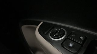 Used 2015 Hyundai Grand i10 [2013-2017] Sportz 1.2 Kappa VTVT Petrol Manual top_features Adjustable ORVM