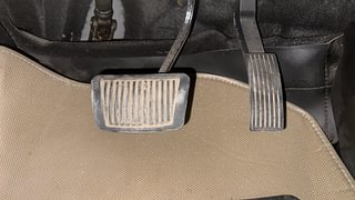 Used 2014 Hyundai Verna [2011-2015] Fluidic 1.6 VTVT SX Petrol Manual interior PEDALS VIEW
