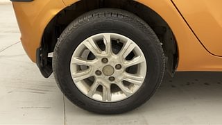 Used 2016 Tata Tiago [2016-2020] Revotron XZ Petrol Manual tyres RIGHT REAR TYRE RIM VIEW