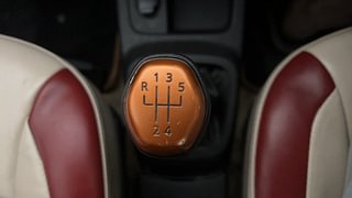 Used 2019 Renault Kwid [2017-2019] CLIMBER 1.0 Petrol Manual interior GEAR  KNOB VIEW