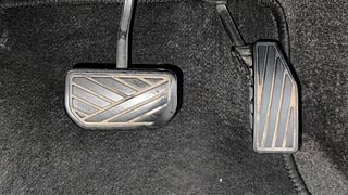 Used 2020 Maruti Suzuki Swift [2017-2021] ZXi AMT Petrol Automatic interior PEDALS VIEW