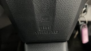 Used 2011 Toyota Etios [2010-2017] VX Petrol Manual top_features Airbags