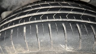 Used 2020 Maruti Suzuki Swift [2017-2021] ZXi AMT Petrol Automatic tyres LEFT REAR TYRE TREAD VIEW