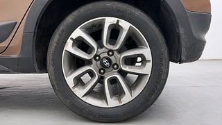 Used 2016 Hyundai i20 Active [2015-2020] 1.2 SX Petrol Manual tyres LEFT REAR TYRE RIM VIEW